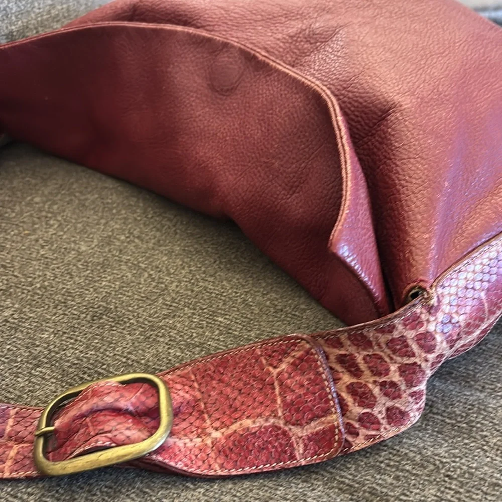 Petusco Burgundy Leather Shoulder 90s‎ Bag